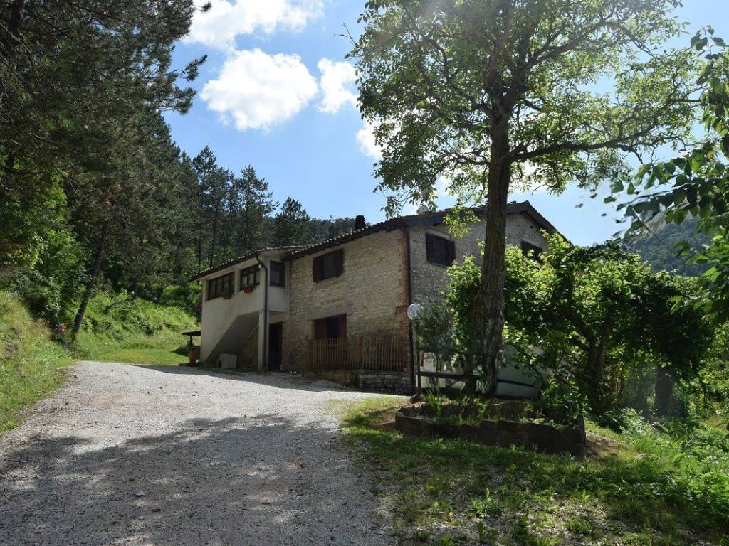 Rustico / casale a Gubbio in Strada Statale Eugubina - Foto 5