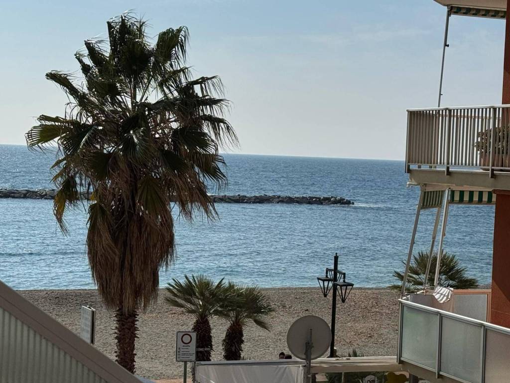 Appartamento a San bartolomeo al mare in Via Sicilia, 37 - Foto 3