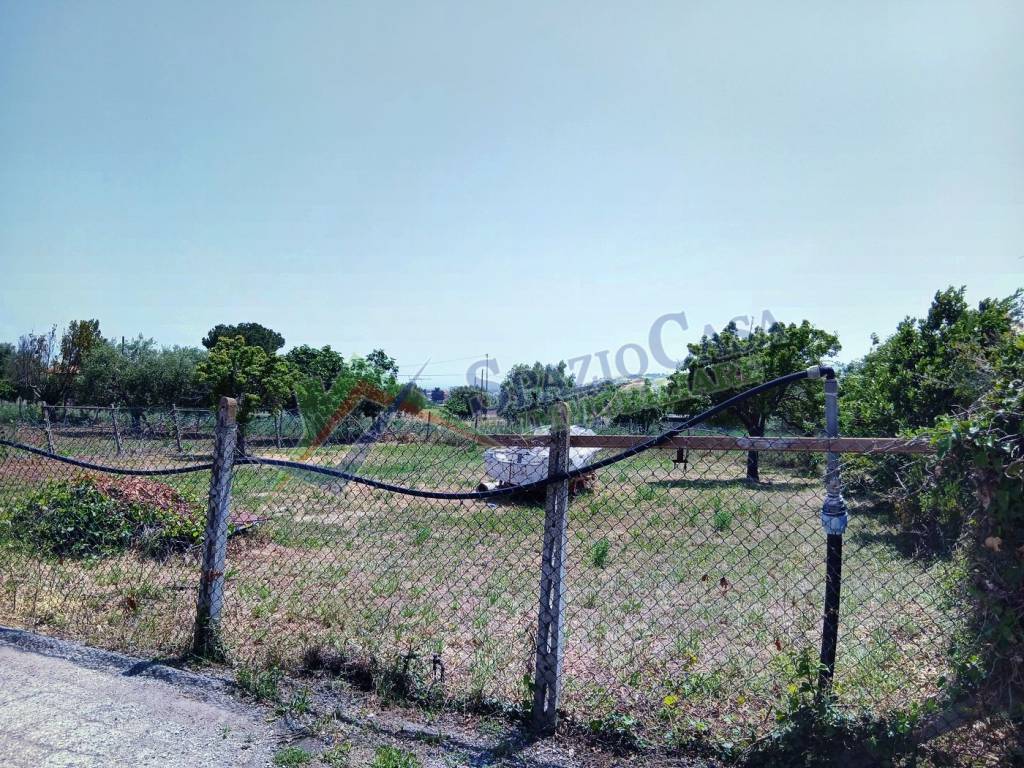 Terreno a Giulianova in Via Tancredi, 26 - Foto 4