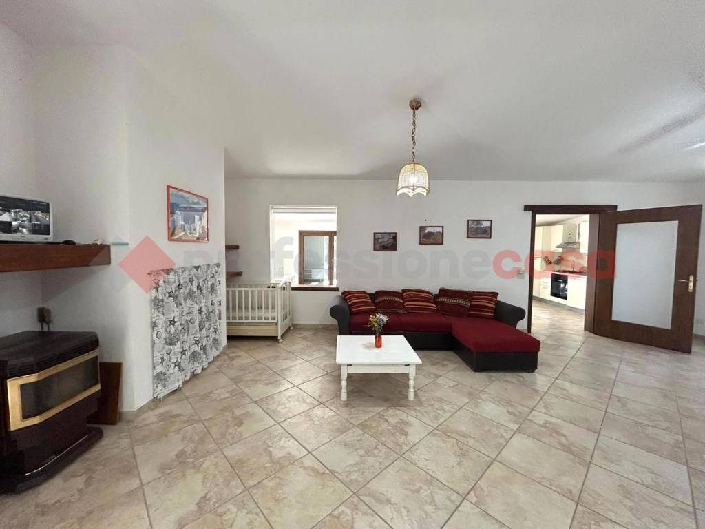 Villa a Santa cesarea terme in via san giovanni - Foto 3