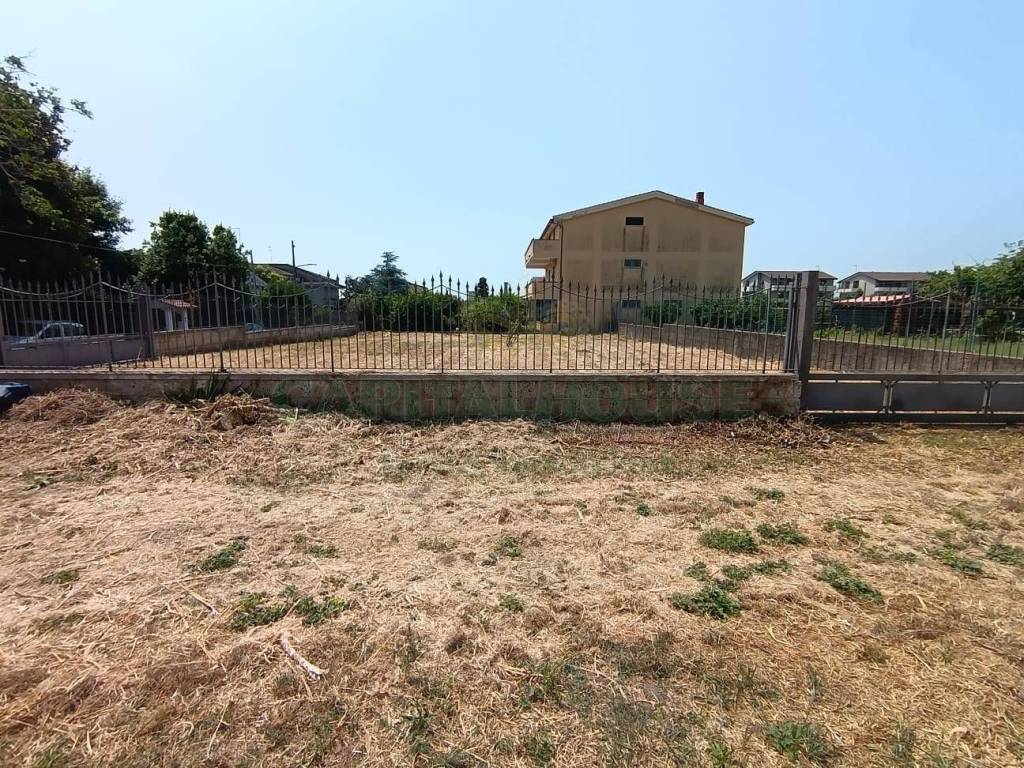Terreno a Caserta in Via Terra Grande - Foto 4