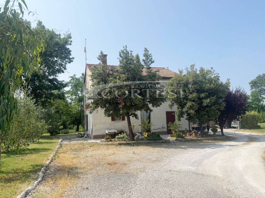 Casa indipendente a Trecastelli - Foto 4