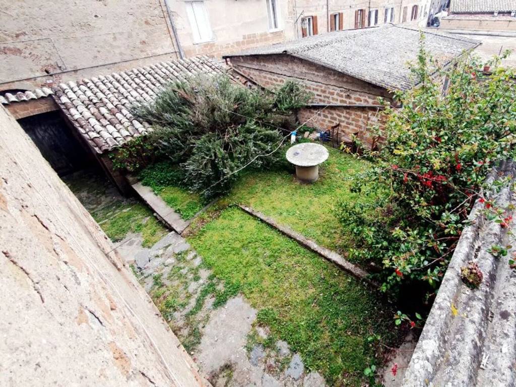 Appartamento a Acquapendente in Via Cesare Battisti S.N.C. - Foto 2