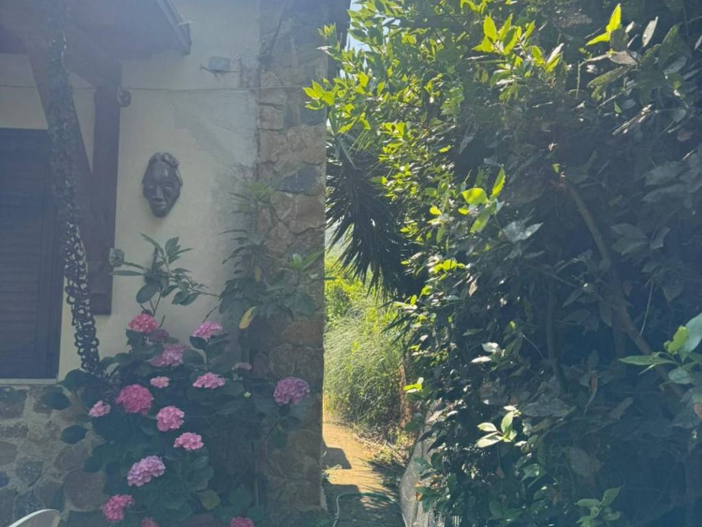 Rustico / casale a Olevano sul tusciano in Via Vittorio De Sica, 11 - Foto 3