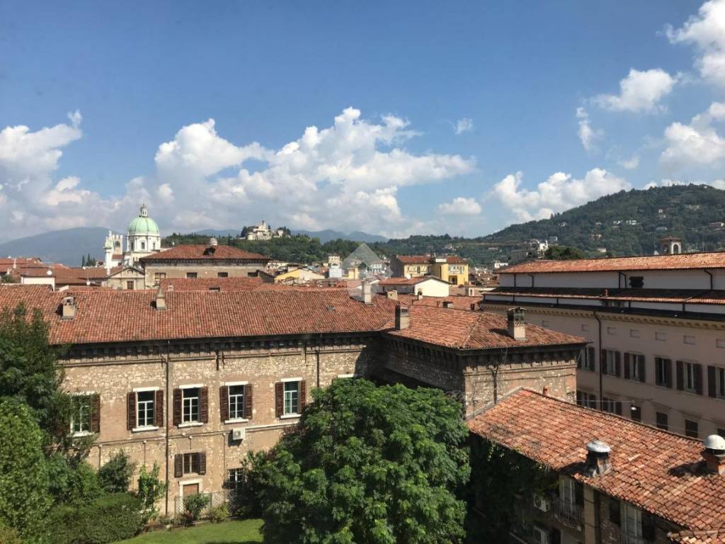 Appartamento a Brescia in Via Vittorio Emanuele II, 85 - Foto 2