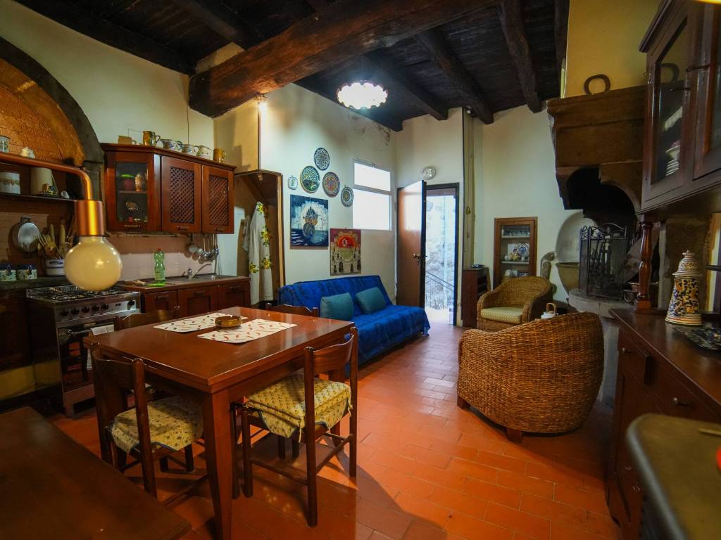 Appartamento a Vitorchiano in Via s. rosa, 19 - Foto 2