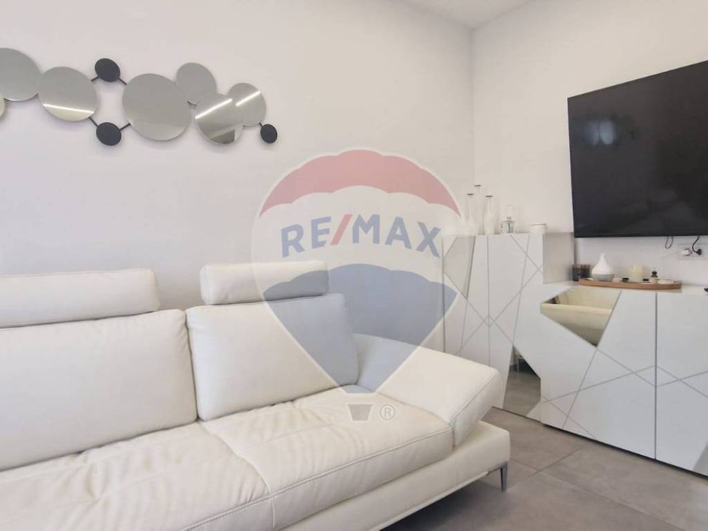 Appartamento a Castelletto sopra ticino in Viale Ticino, 10 - Foto 3