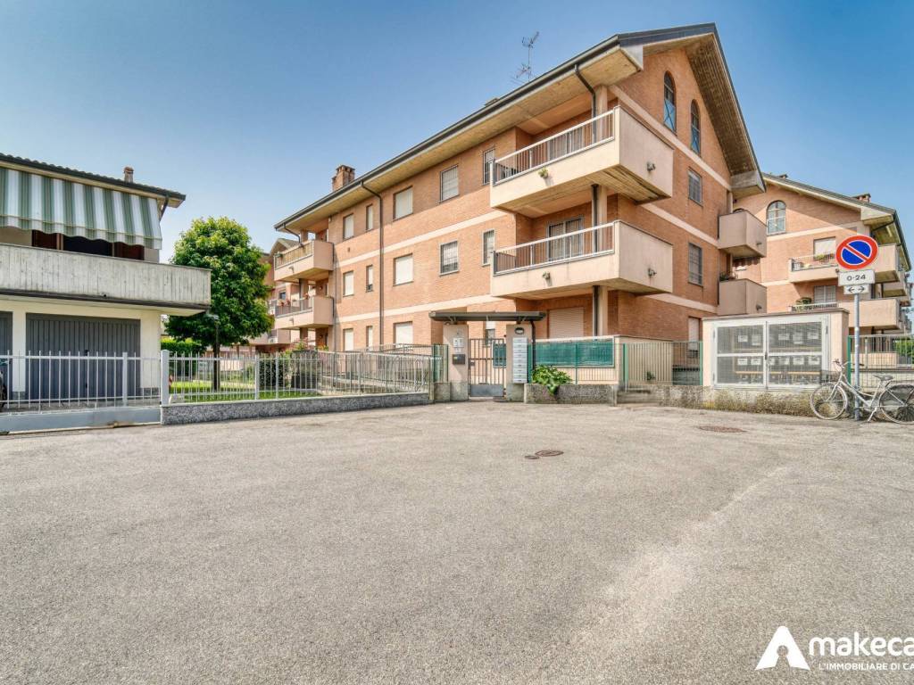 Appartamento a Lodi vecchio in Via E. De Filippo, 41 - Foto 2