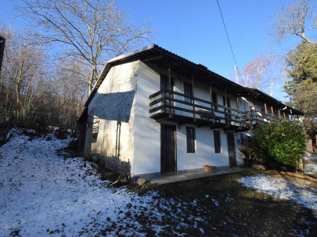 Casa indipendente a Bagnolo piemonte in Via Gaia, 4 - Foto 2