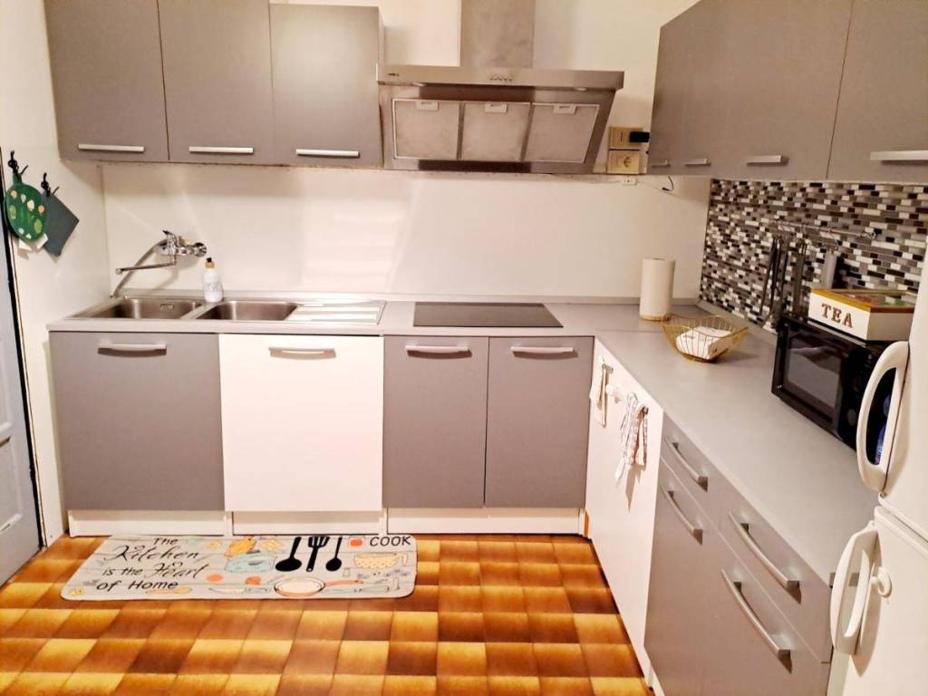 Appartamento a Finale ligure in Via Giovanni Nicotera - Foto 4
