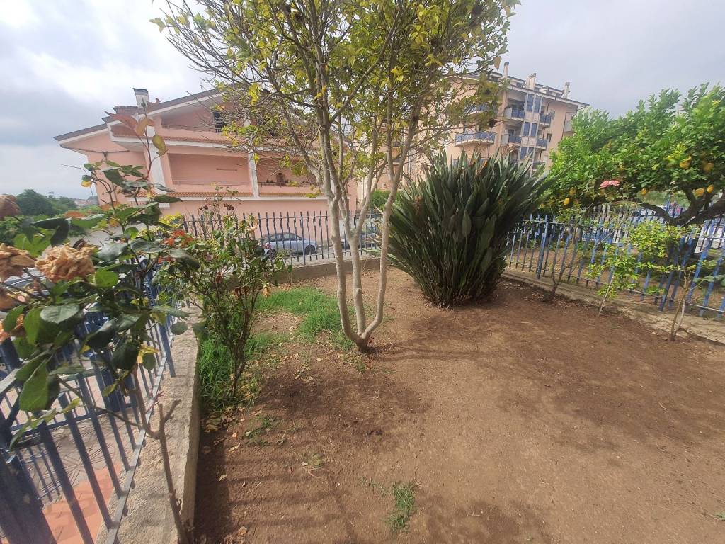 Villetta a schiera a Vibo valentia in Via Feudotto, 24 - Foto 5