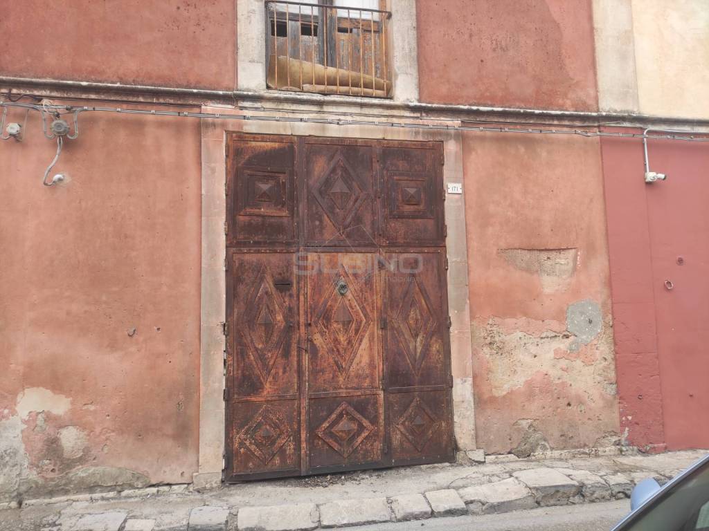 Casa indipendente a Floridia in VIA FRANCESCO CRISPI, 147 - Foto 5