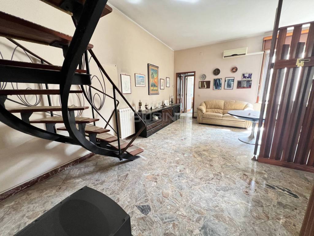 Appartamento a Siracusa in VIALE LUIGI CADORNA - Foto 3