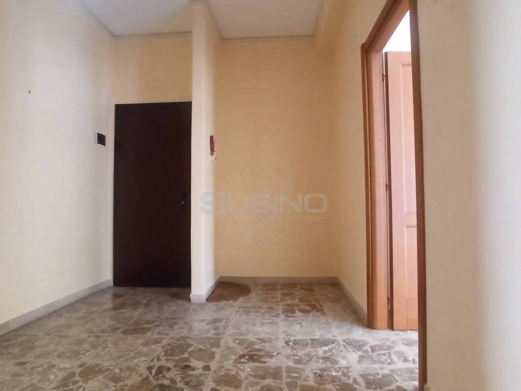 Appartamento a Siracusa in VIA SEBASTIANO OLIVIERI - Foto 4