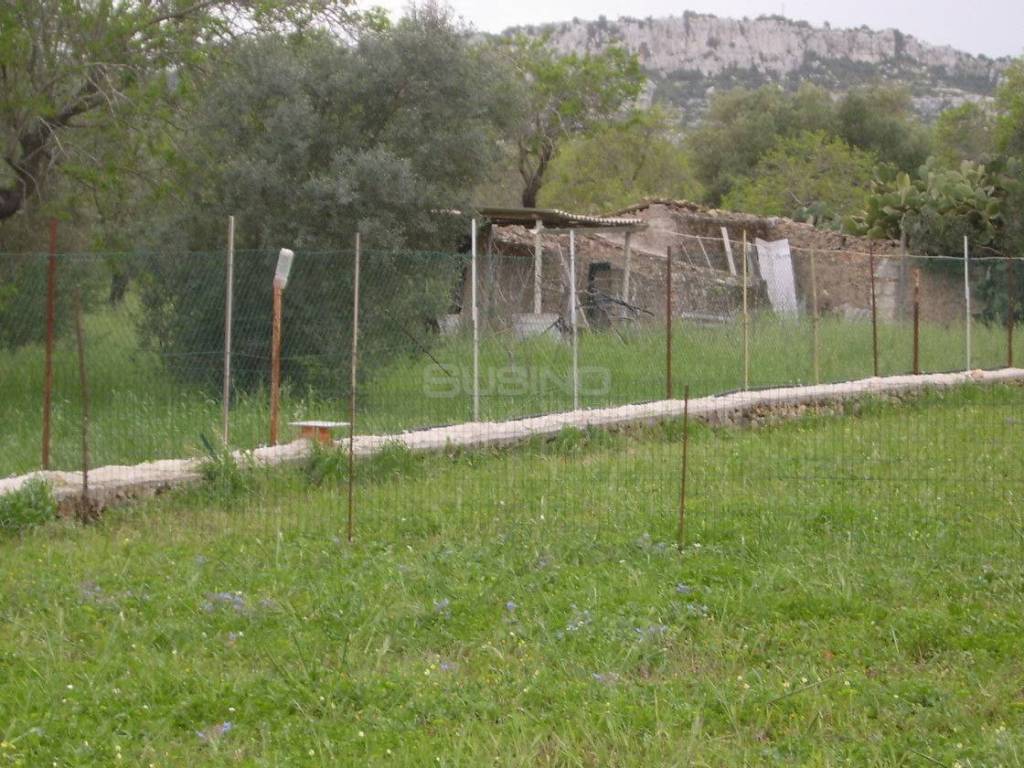 Terreno a Siracusa in MONASTERI - Foto 4