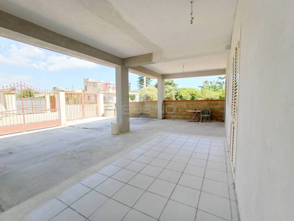 Villa a Siracusa in CONTRADA CARROZZIERI - Foto 2