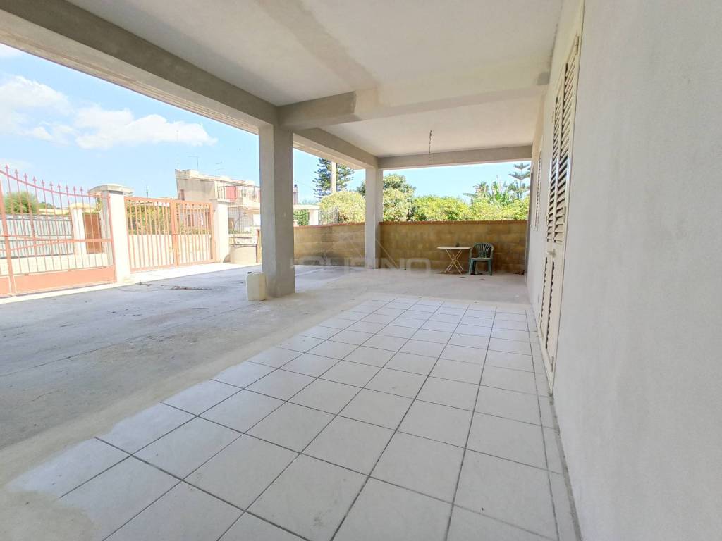 Villa a Siracusa in CONTRADA CARROZZIERI - Foto 3