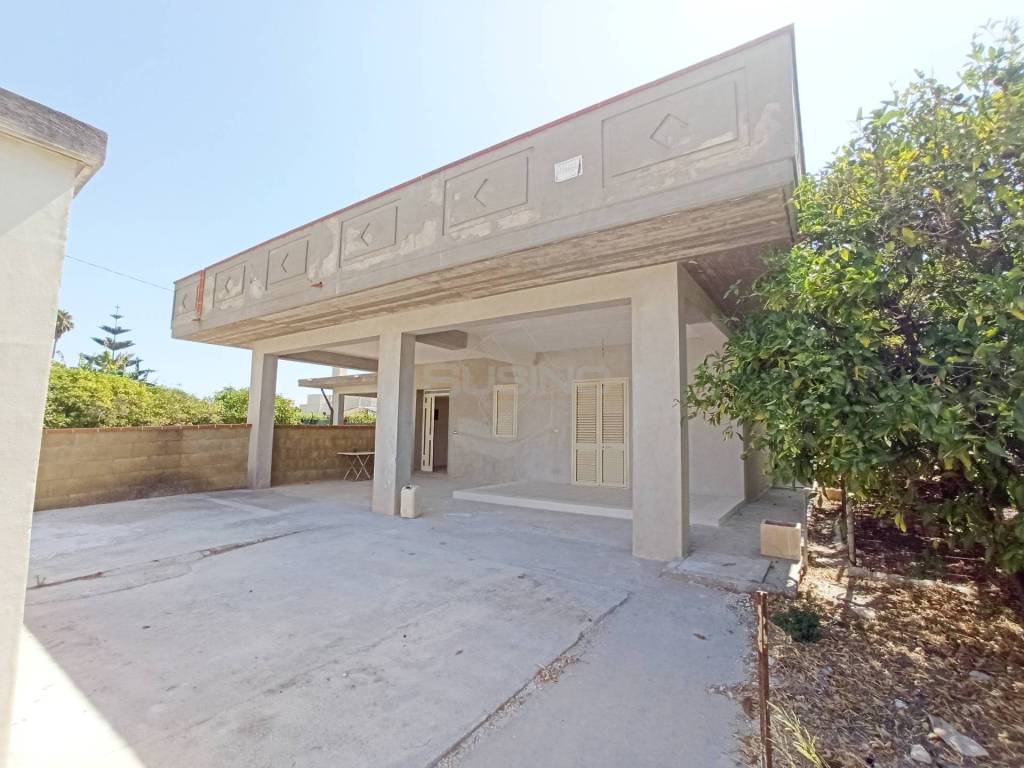 Villa a Siracusa in CONTRADA CARROZZIERI - Foto 4