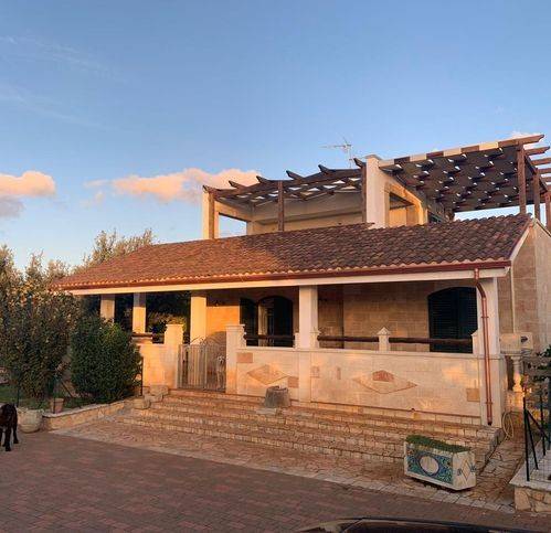Villa a Lequile in Strada Provinciale 367 - Foto 2