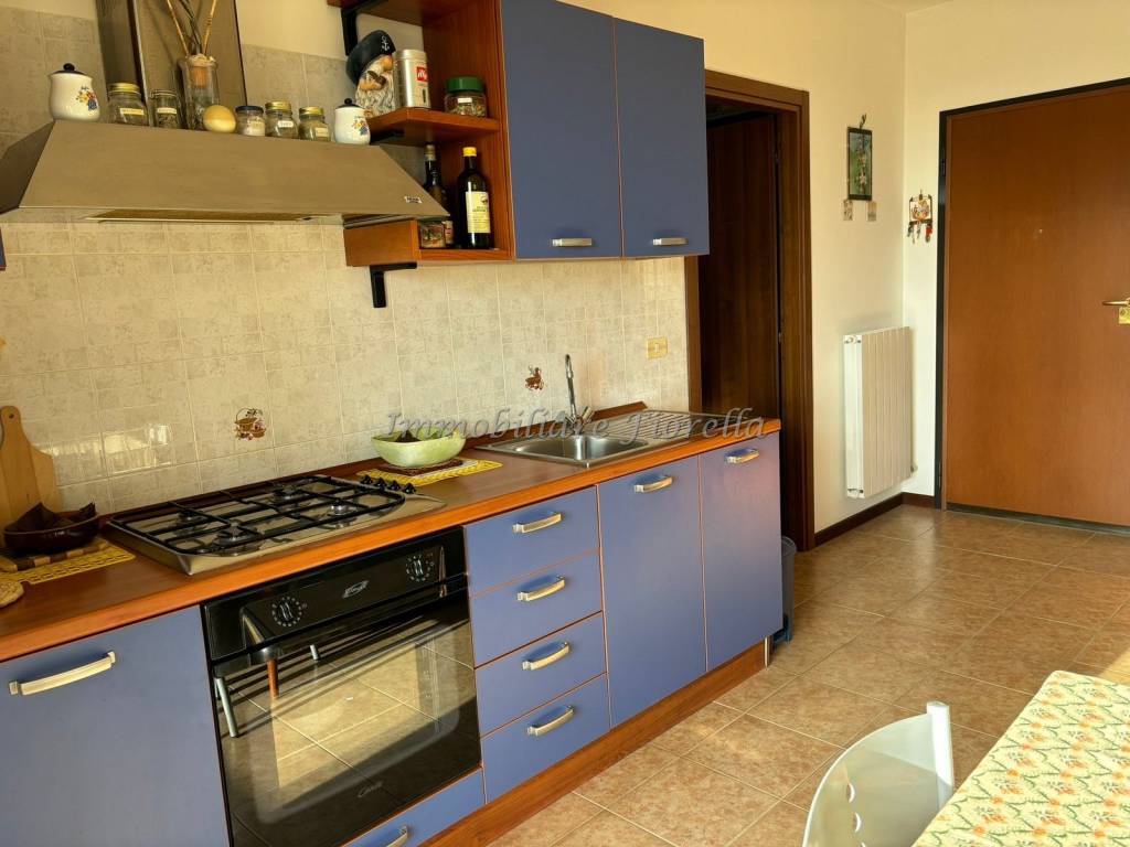Appartamento a Ceriale in Via Asti - Foto 3