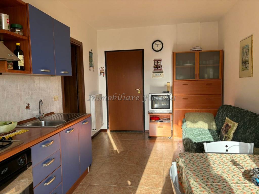 Appartamento a Ceriale in Via Asti - Foto 4