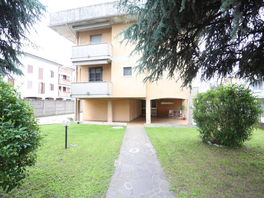 Attico / mansarda a Villanova del sillaro in Via Sant'Angelo, 5 - Foto 2