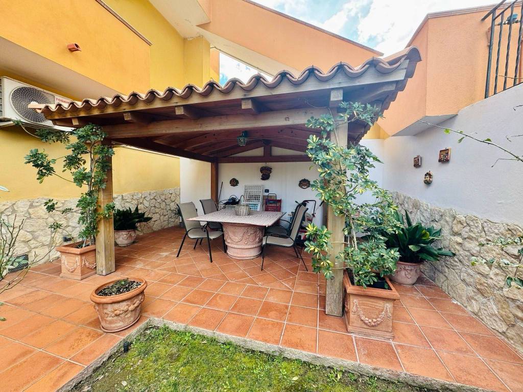 Villa a Crotone in Viale Magna Grecia - Foto 5