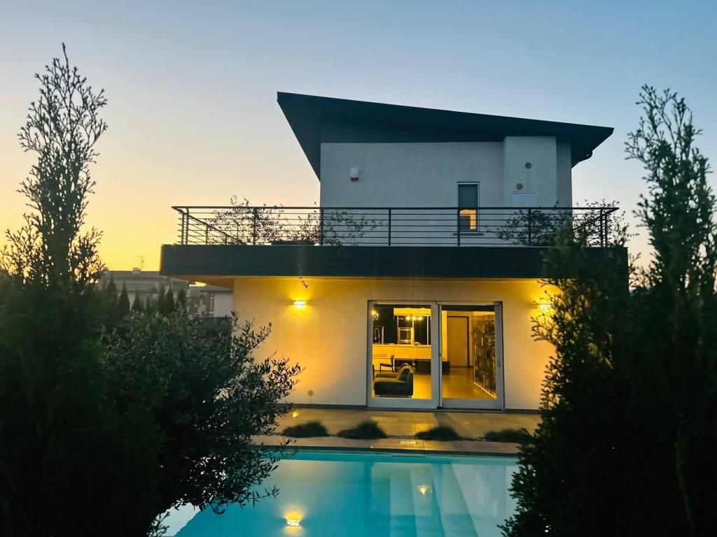 Villa a Lonate pozzolo in Via Torino - Foto 2