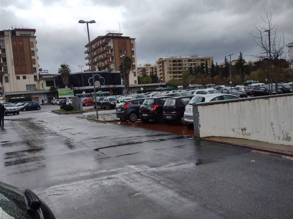 Box / garage a Rende in Via Vittorio Alfieri - Foto 3