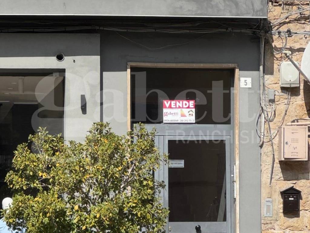 Appartamento a Caltanissetta in Via Sallemi , 5 - Foto 2