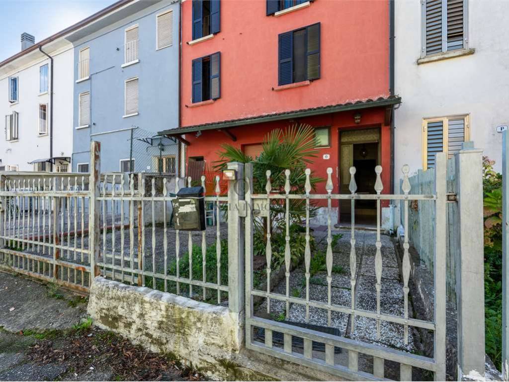 Villetta a schiera a Castel d'ario in Viale Rimembranze, 41O - Foto 3
