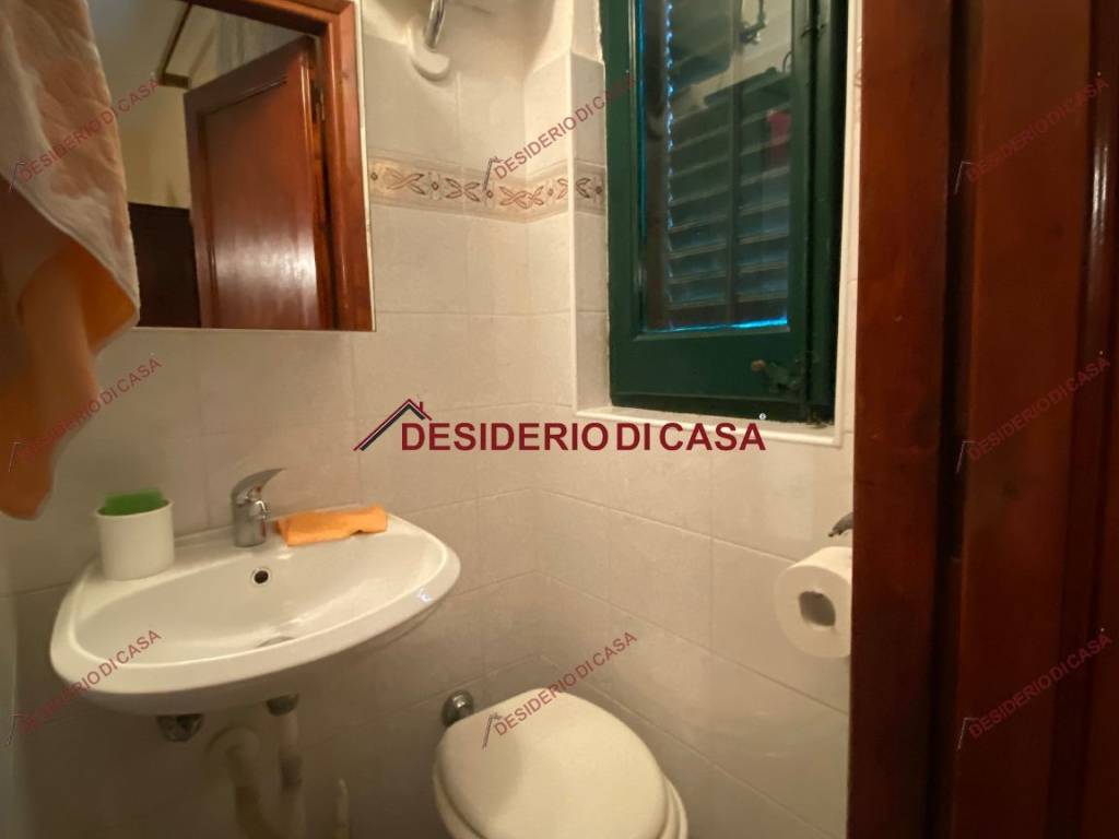 Casa indipendente a Piana degli albanesi in Piazza Vittorio Emanuele, 4 - Foto 3