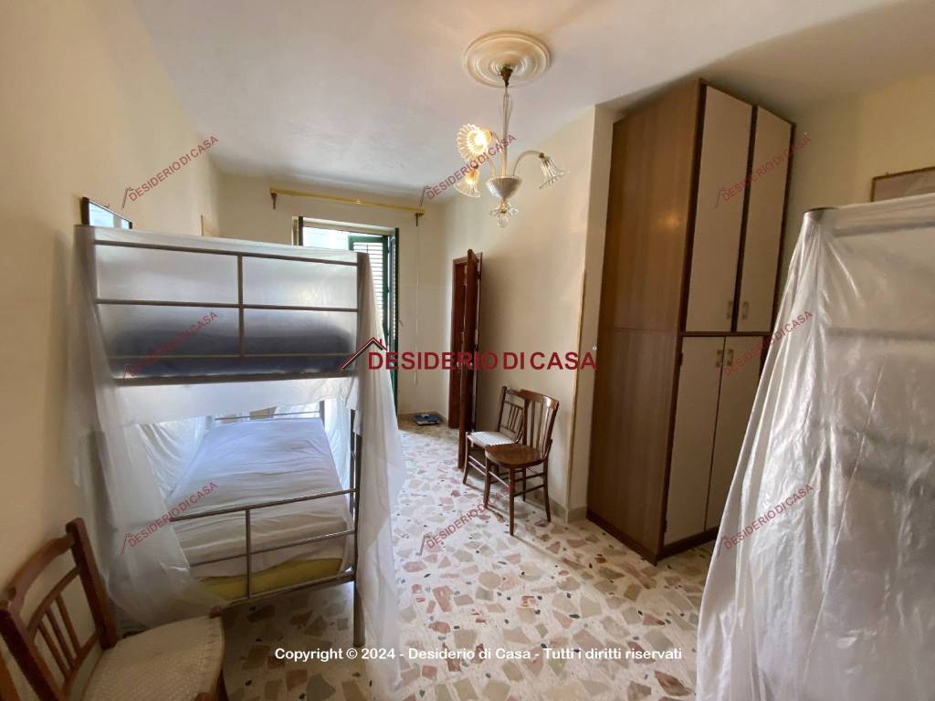 Casa indipendente a Piana degli albanesi in Piazza Vittorio Emanuele, 4 - Foto 4