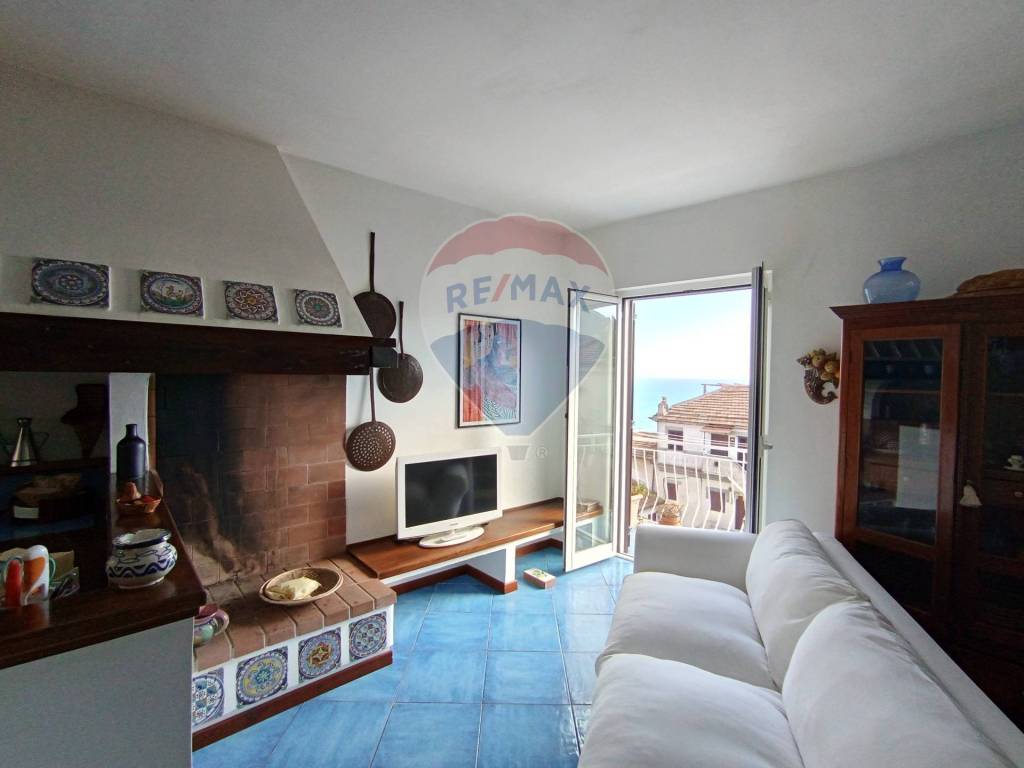 Casa indipendente a San felice circeo in Piazza Regina Margherita - Foto 3