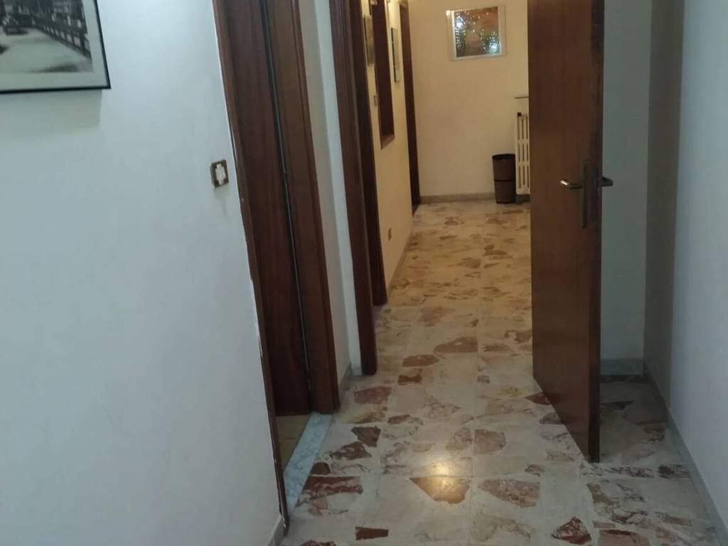 Appartamento a Lamezia terme in Via Federico Nicotera, 86 - Foto 4