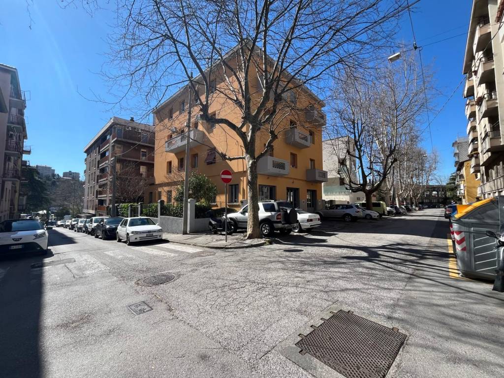 Box / garage a Trieste in Via delle Milizie - Foto 3
