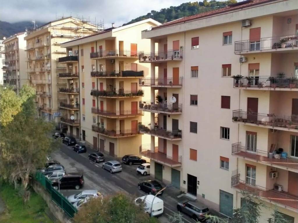 Appartamento a Lamezia terme in Via Francesco Colelli S.N.C. - Foto 3
