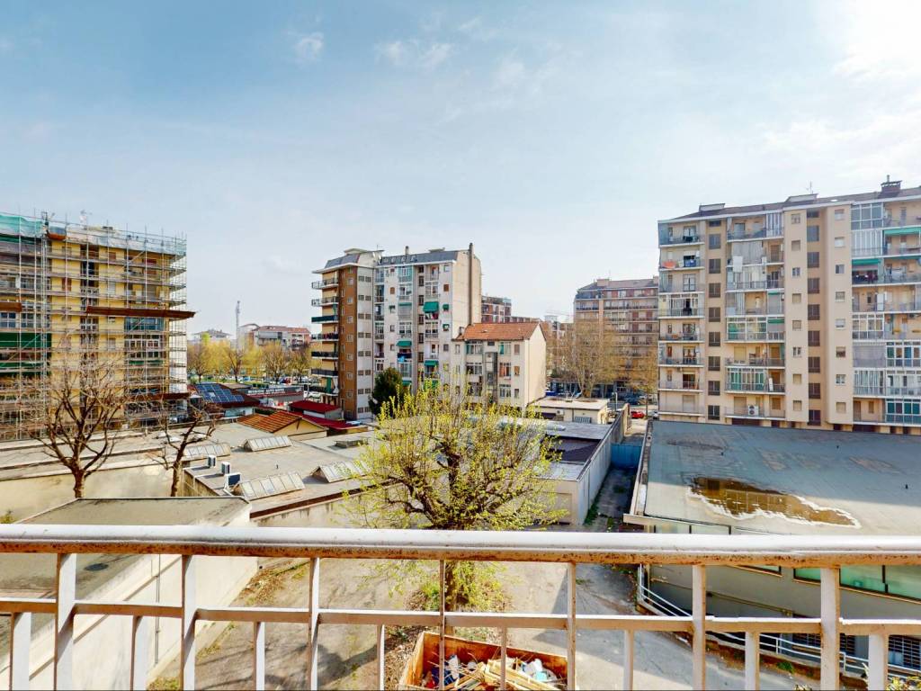 Appartamento a Torino in Corso Cesare Correnti - Foto 4