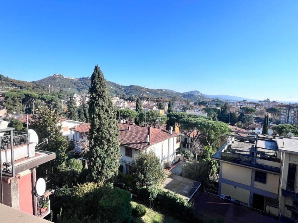 Appartamento a Montecatini-terme in Viale Papa Giovanni XXIII - Foto 3