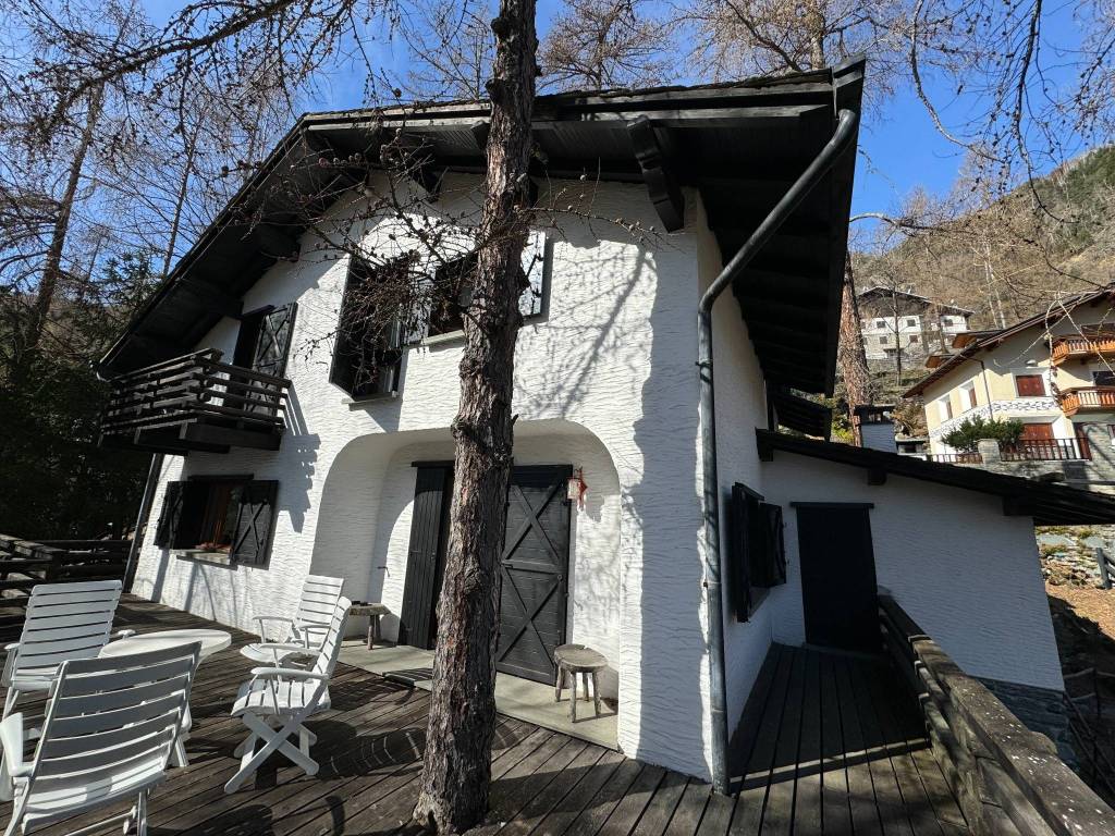 Villa a Chiesa in valmalenco in Via Sant'Elisabetta - Foto 2