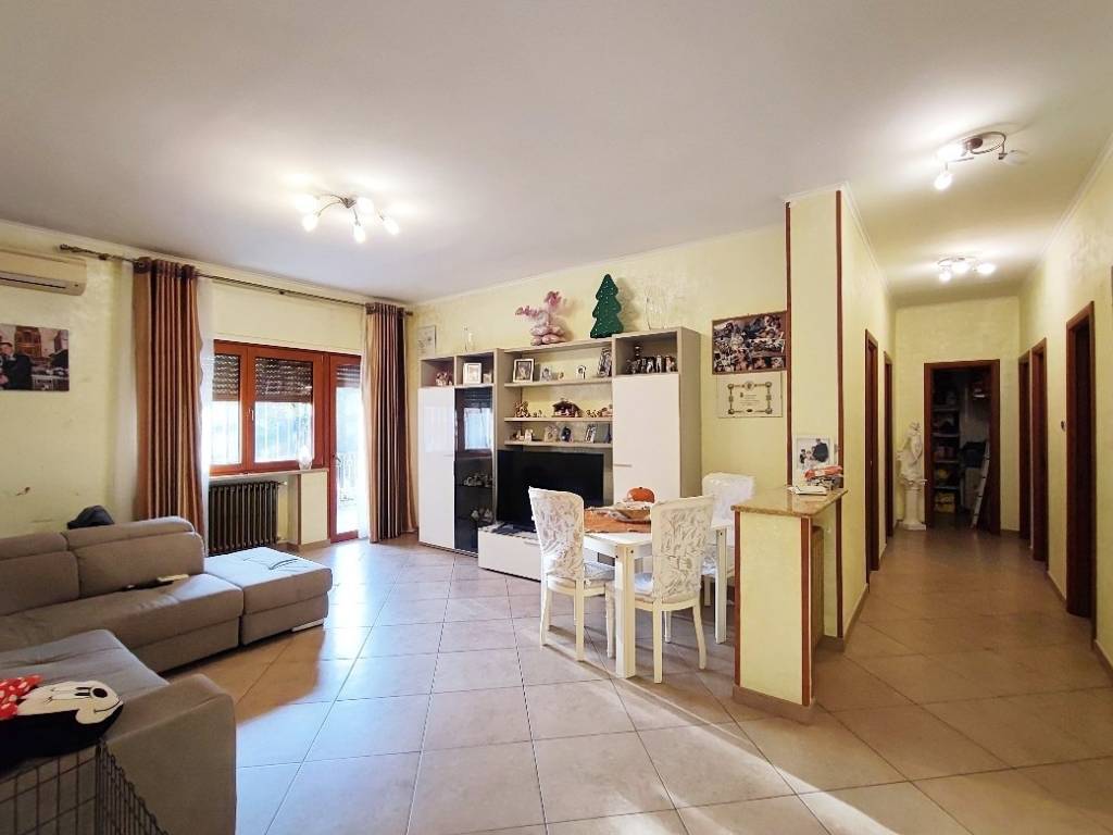 Appartamento a Gaeta in Via Cambridge - Foto 2