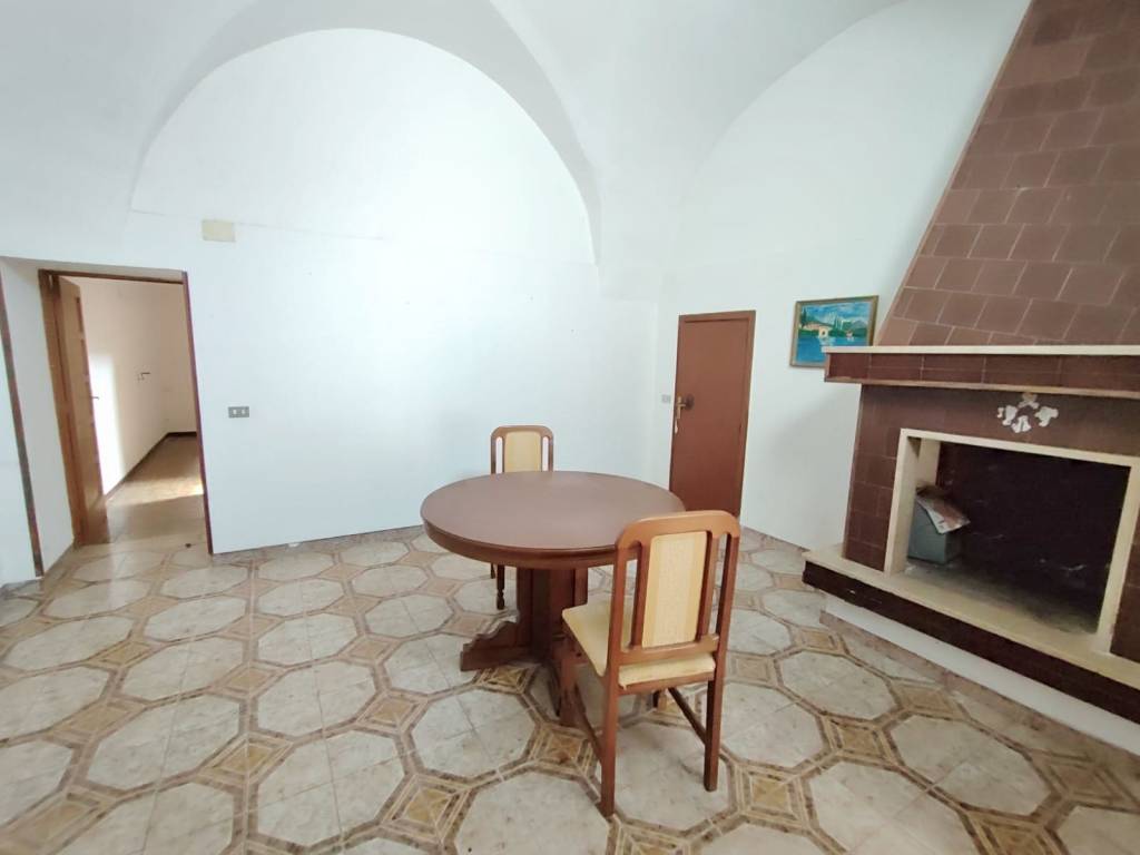 Appartamento a Lequile in Via San Vito - Foto 2