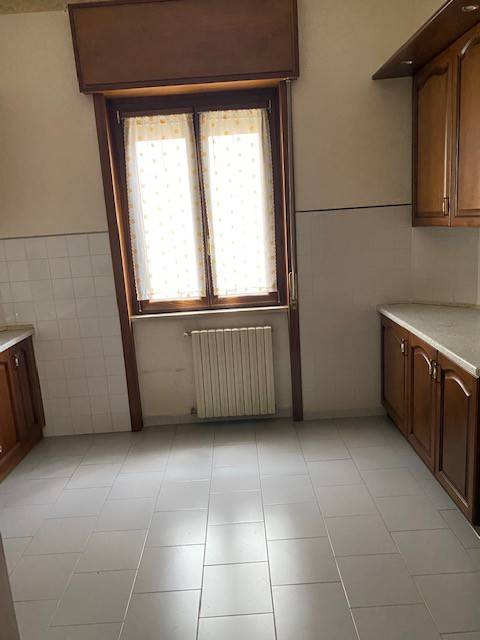 Appartamento a Avellino in Via Luigi Amabile - Foto 4