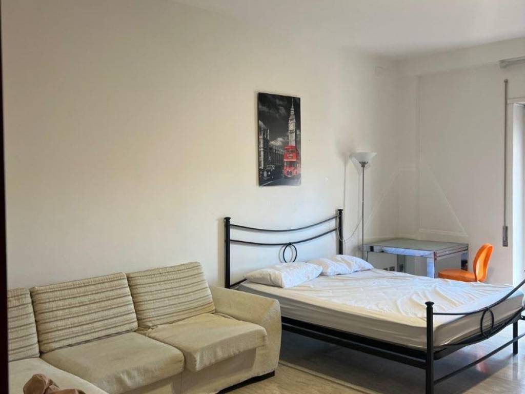 Appartamento a Frosinone in Viale Giuseppe Mazzini - Foto 2