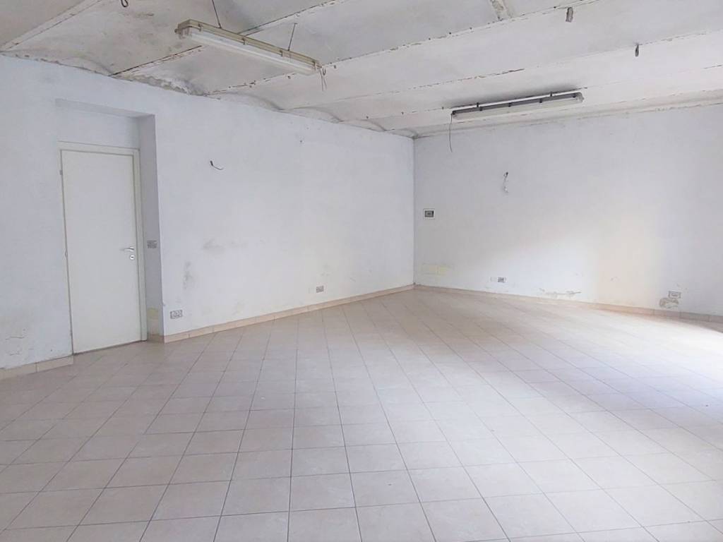 Immobile a Castagnole delle lanze in Via Fratelli Vicari - Foto 4