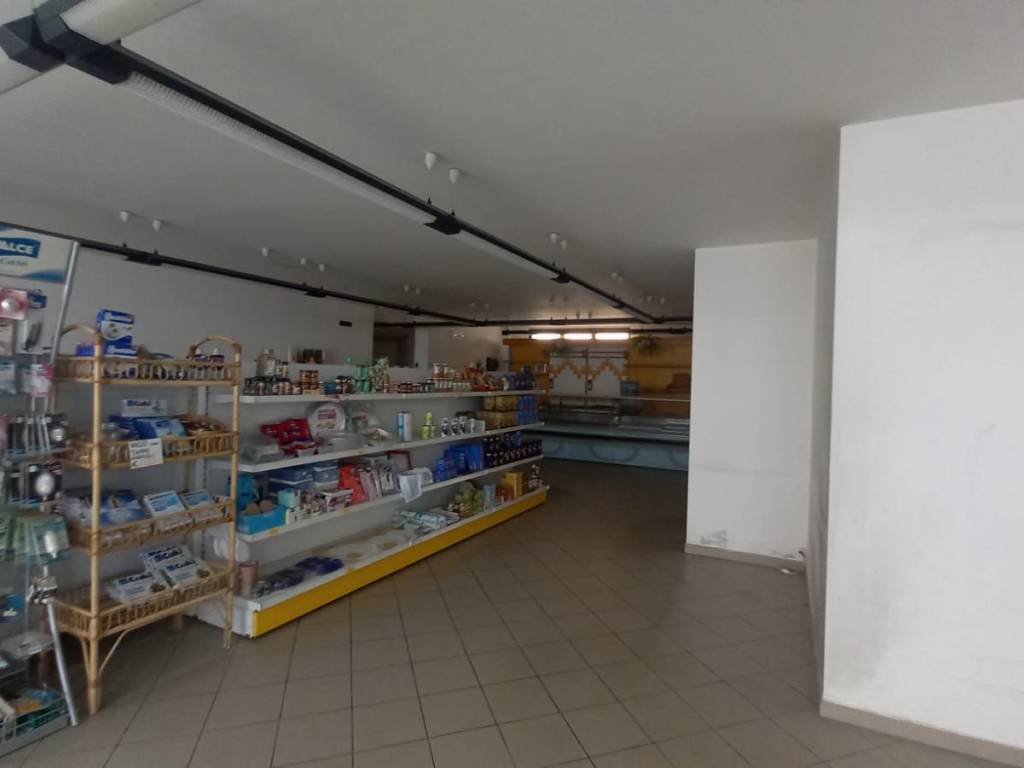 Immobile a Foligno in Via Daniele Manin - Foto 2