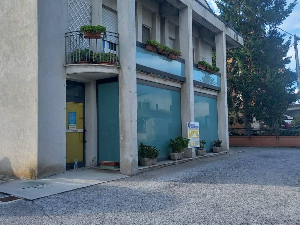 Immobile a Foligno in Via Daniele Manin - Foto 3