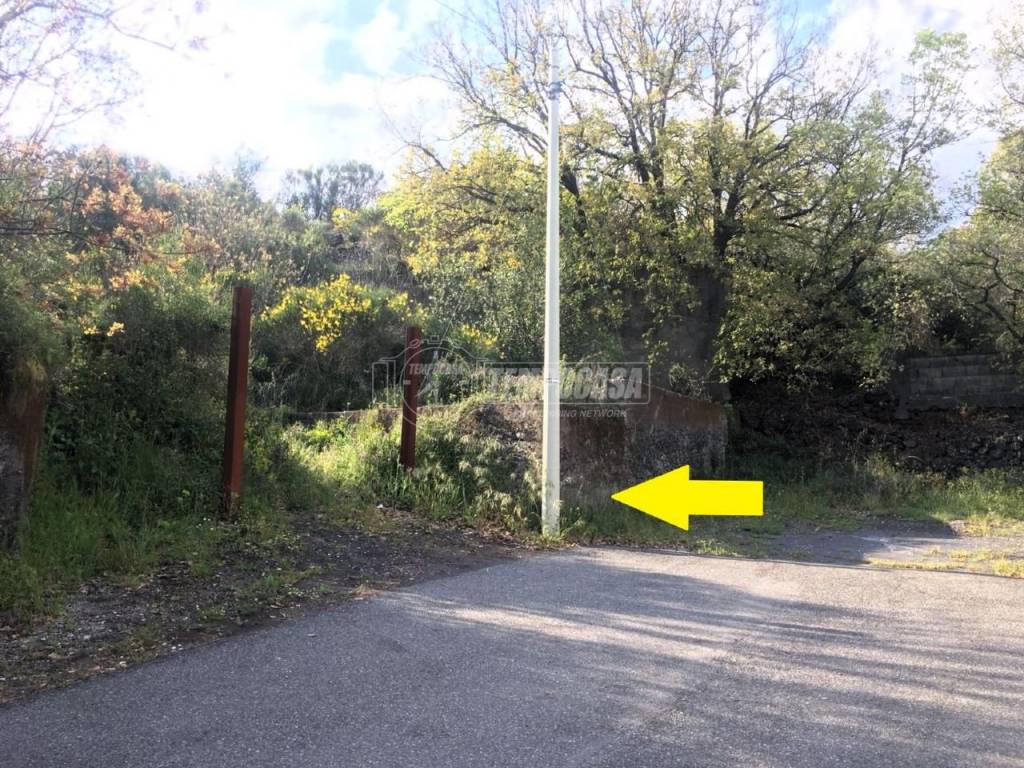 Terreno a Mascalucia in Via del Soccorso - Foto 2