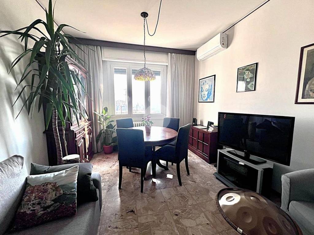 Appartamento a Milano in Piazzale Vincenzo Cuoco, 4 - Foto 2