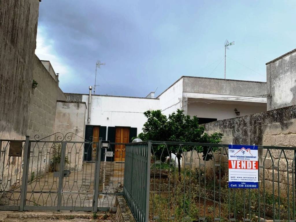 Casa indipendente a Melendugno in Via Giosuè Carducci, 13 - Foto 2